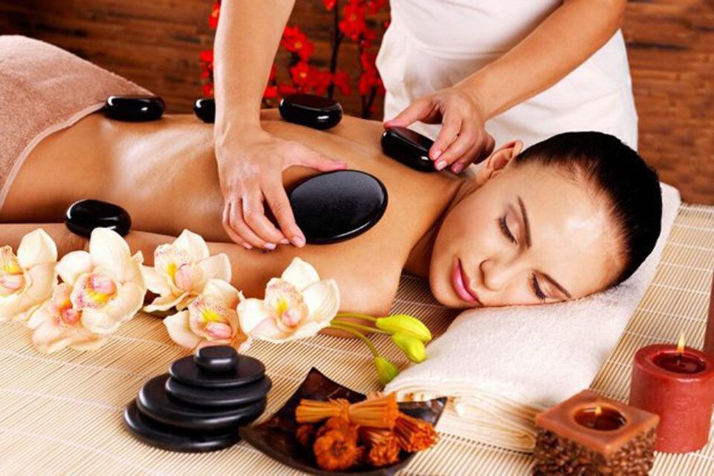 đá massage spa